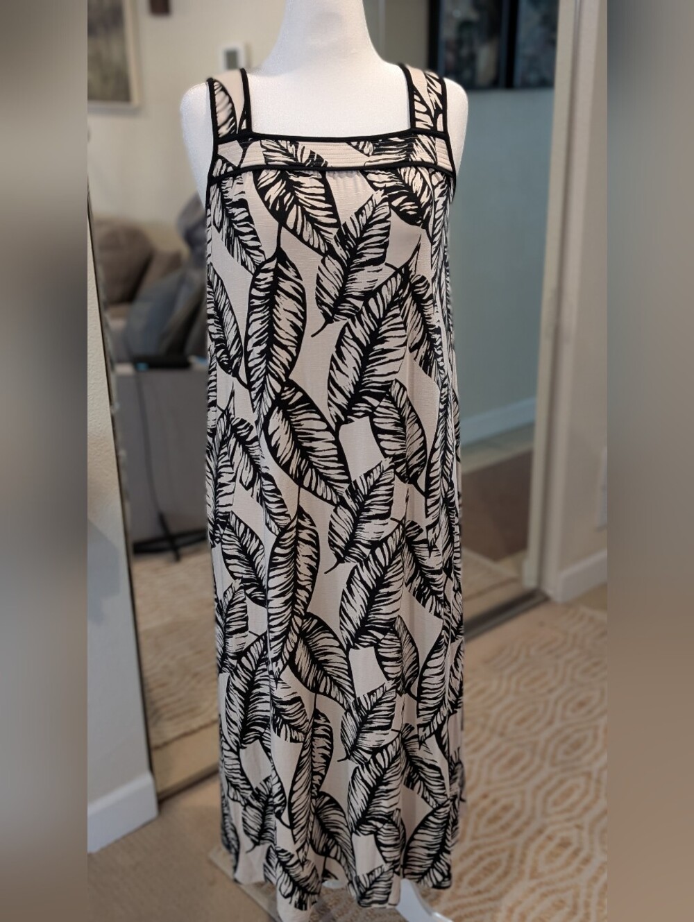 J.Jill Elegant Black & White Leaf Print Maxi Dress - Sleeveless